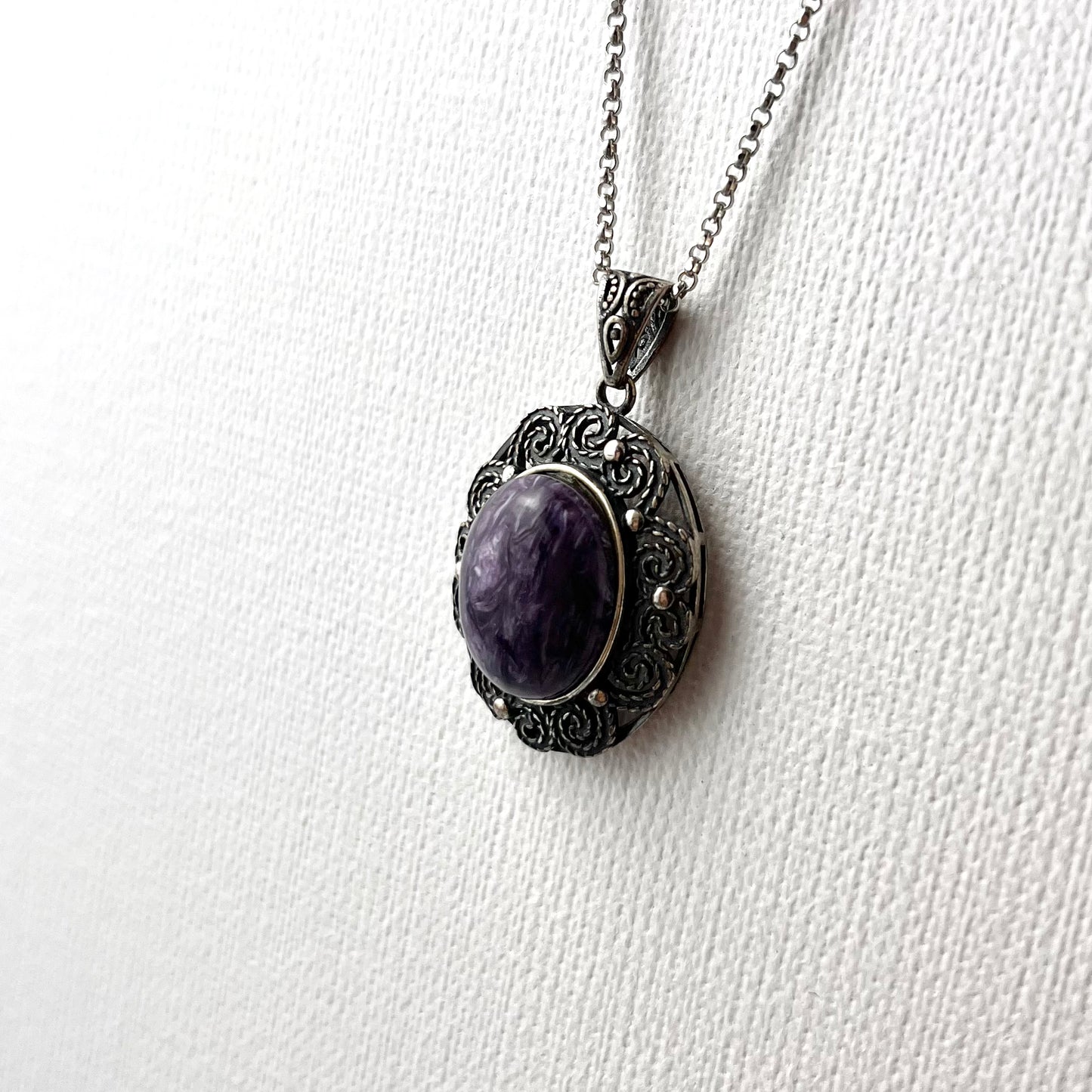 Mion (a Charoite)